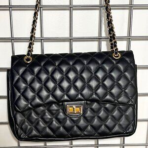 Gorgeous Black Quilted Bag